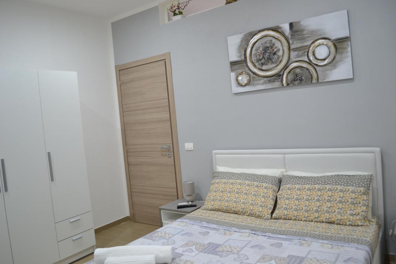 Ferienwohnung La Piazzetta Della Patrona Syrakus Exterior foto
